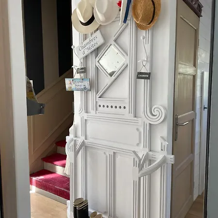 La Maison Bizienne - D'hotes De Charme 4*