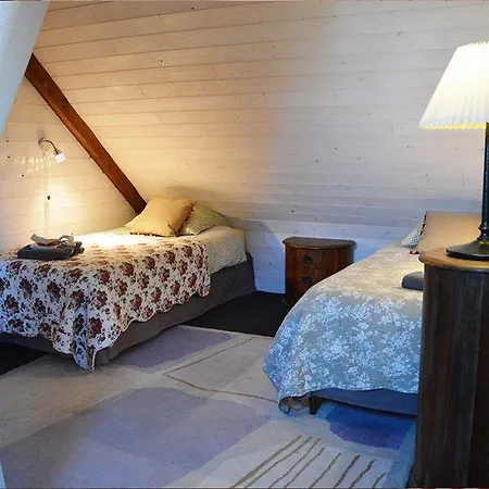 La Maison Bizienne - D'hotes De Charme Bed & Breakfast 4*